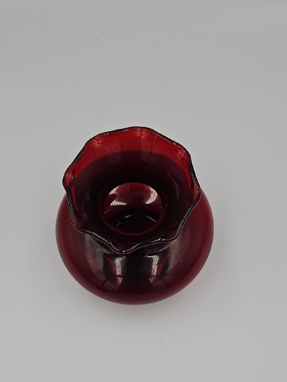 Red Vase - Picture 2 of 3